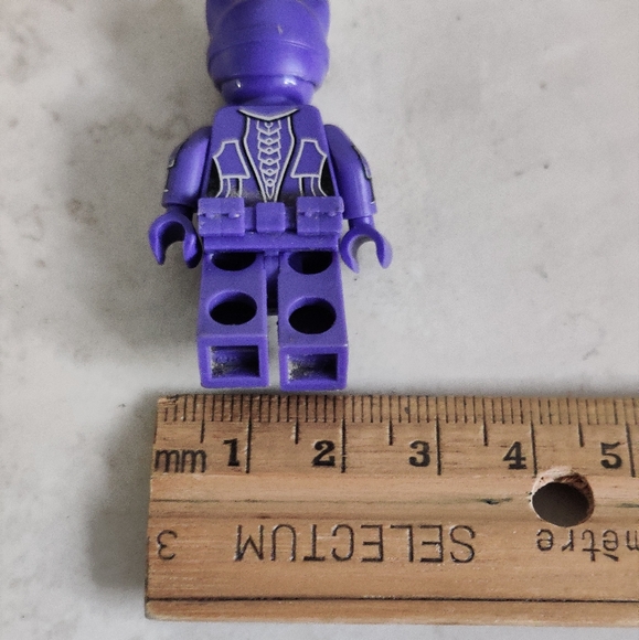 LEGO Catwoman From Batman Movie DC Superheroes Keychain Ring Holder - Picture 5 of 9